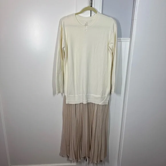 Anthropologie Long-Sleeve Pleated Twofer Sweater Maxi Dress size xs - Picture 2 of 10